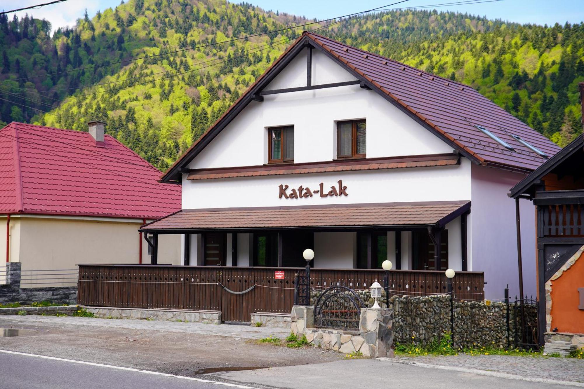 Kata - Lak BaileTusnad Exterior foto